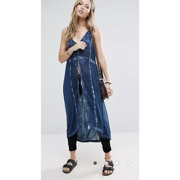 Free People Rip Tide Deep Blue Embroidered Eyelet Tunic Duster SZ S - Picture 1 of 16